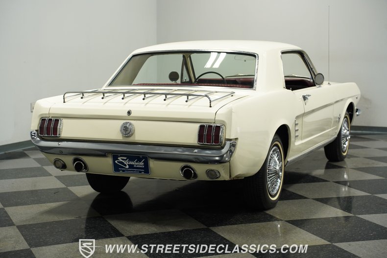 Ford-Mustang-1966-White-Red-15