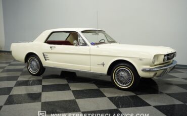 Ford-Mustang-1966-White-Red-19