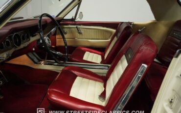 Ford-Mustang-1966-White-Red-40
