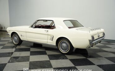 Ford-Mustang-1966-White-Red-7