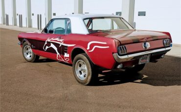 Ford-Mustang-1966-WhiteRedBurgundy-Red-10