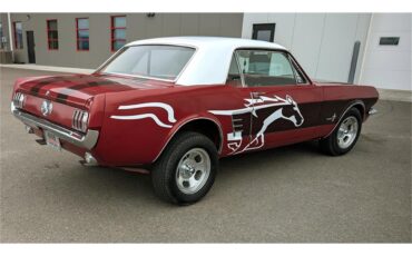 Ford-Mustang-1966-WhiteRedBurgundy-Red-2