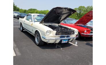 Ford-Mustang-1966-Wimbledon-White-Black-3