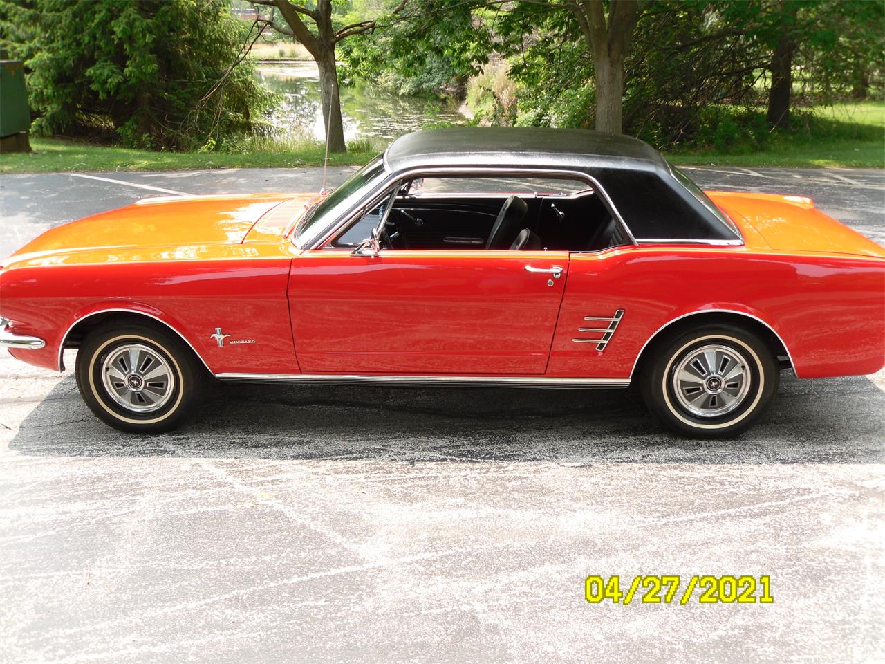 Ford-Mustang-1966-red-black-16