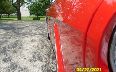 Ford-Mustang-1966-red-black-2