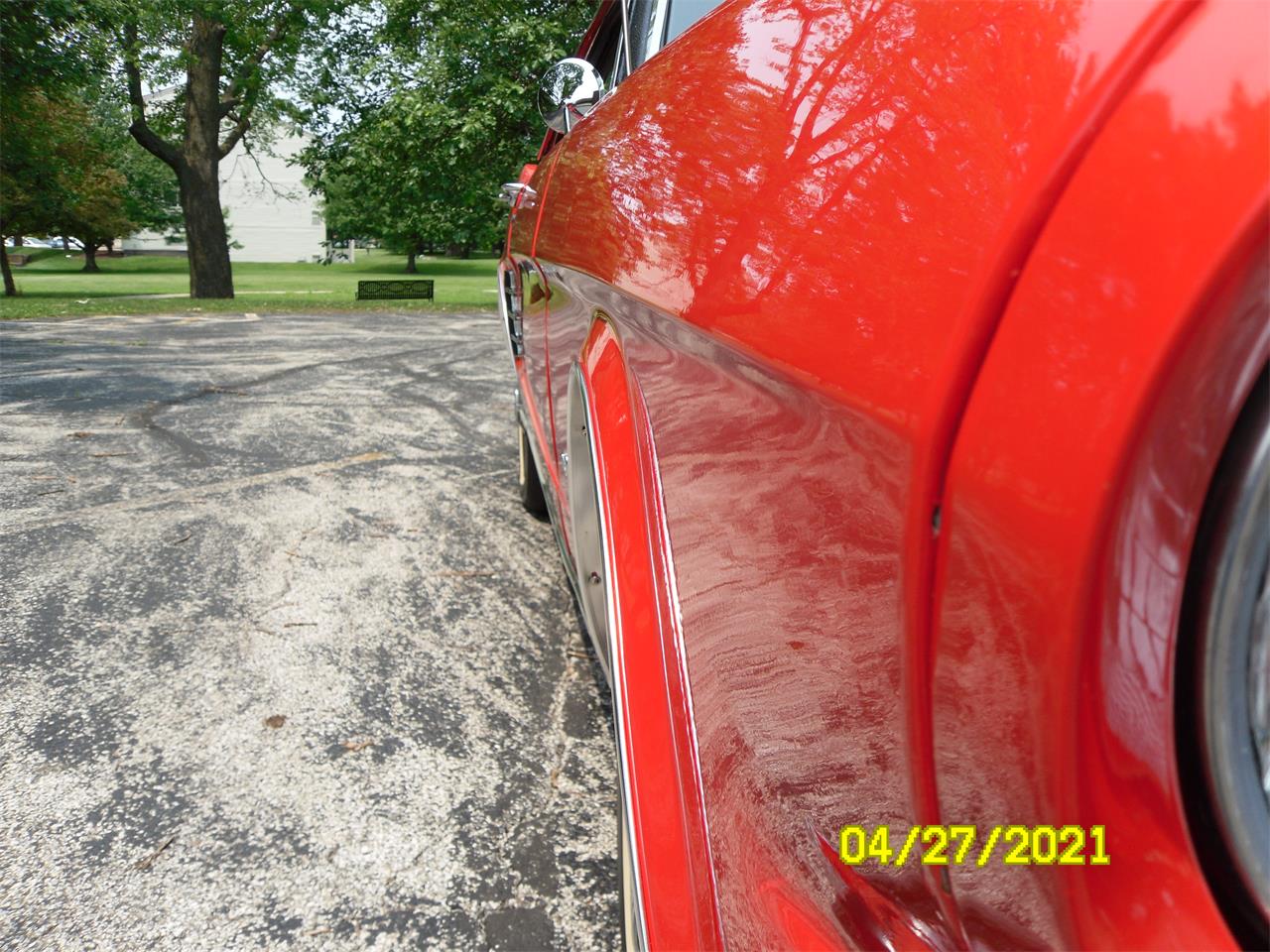 Ford-Mustang-1966-red-black-2