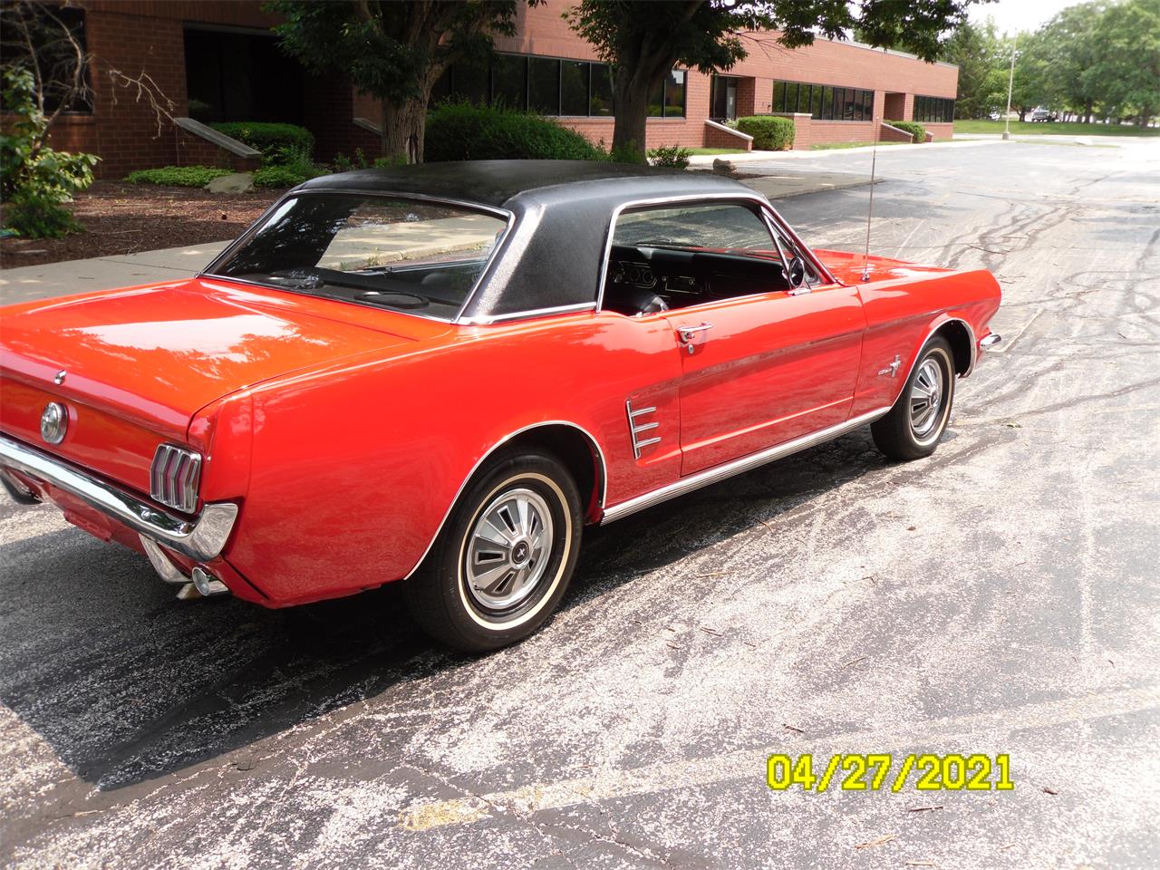 Ford-Mustang-1966-red-black-20