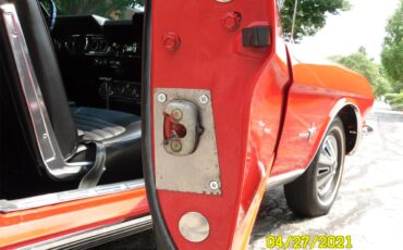 Ford-Mustang-1966-red-black-52