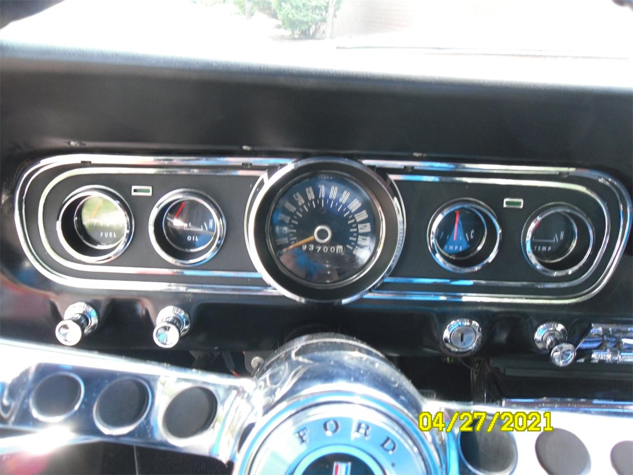 Ford-Mustang-1966-red-black-53