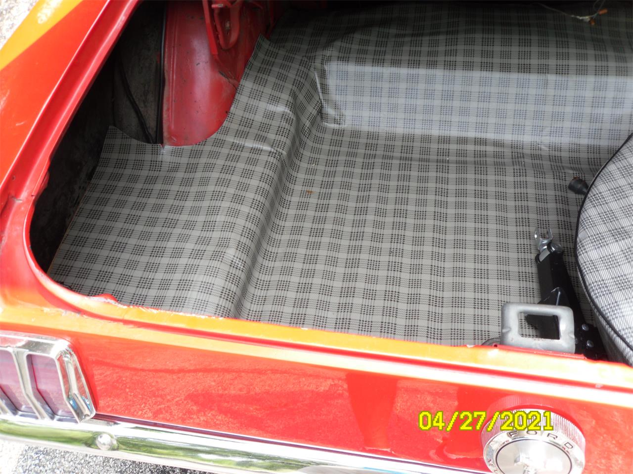 Ford-Mustang-1966-red-black-82