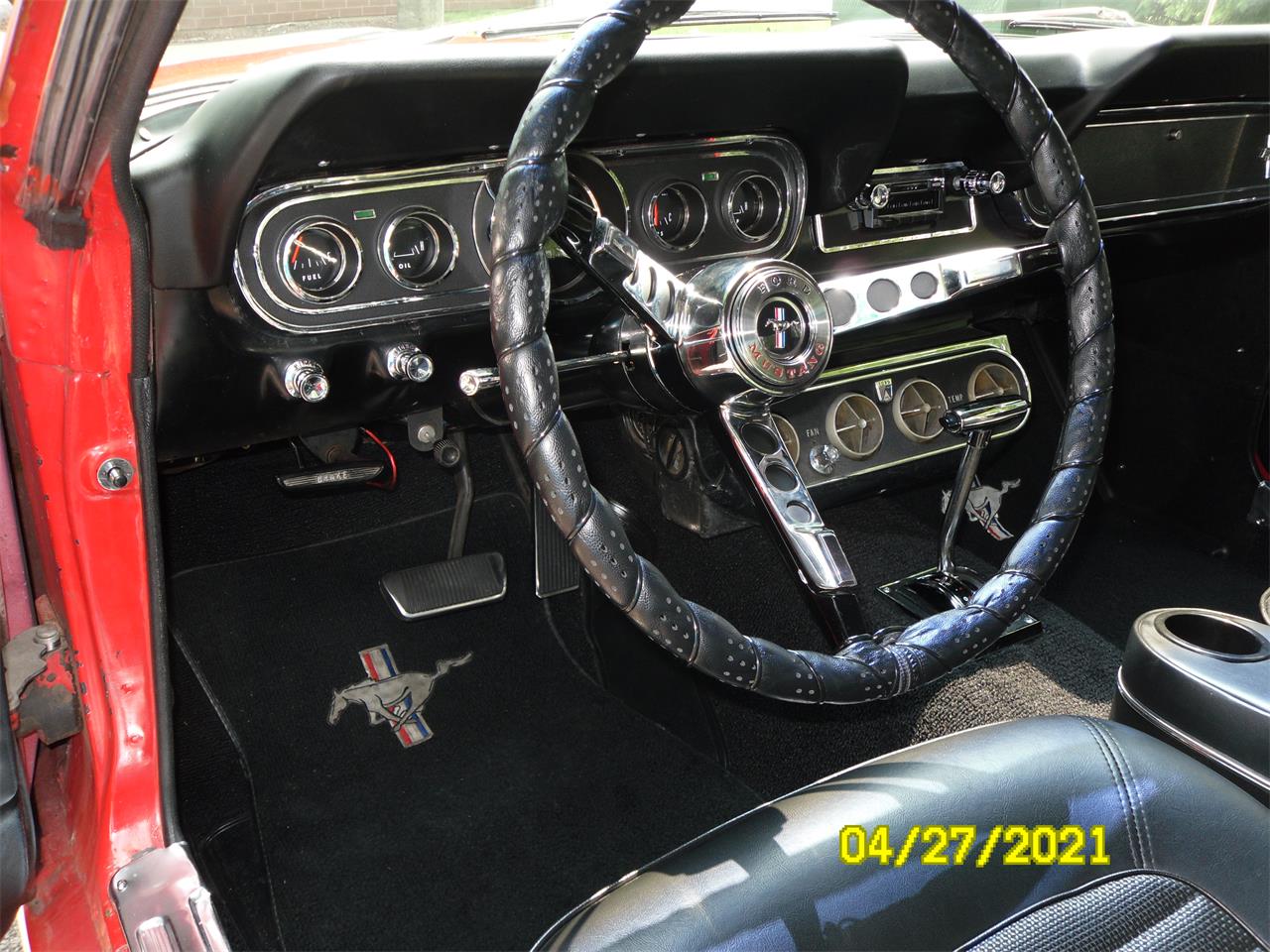 Ford-Mustang-1966-red-black-88