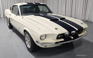 Ford-Mustang-1967-2