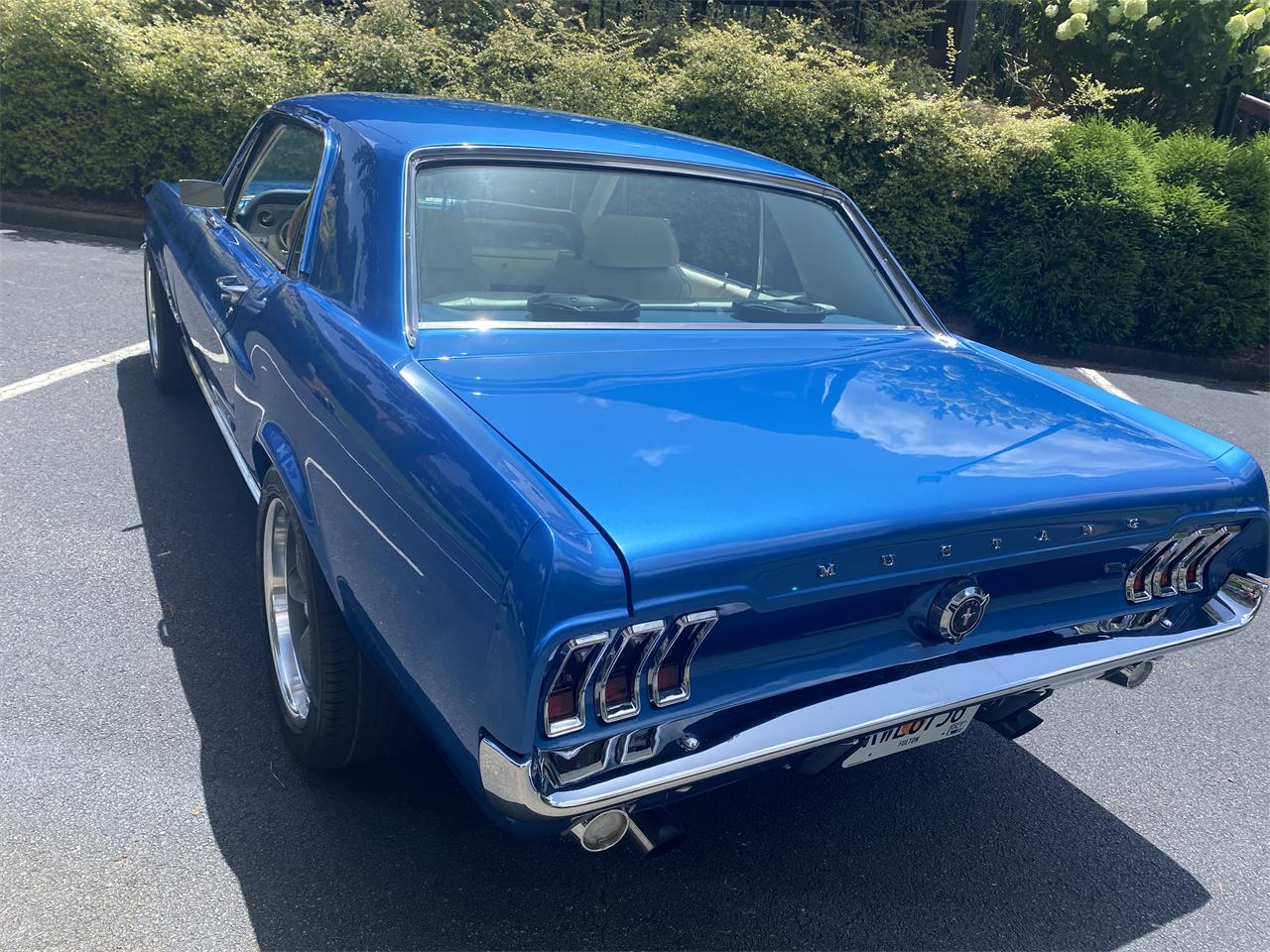 Ford-Mustang-1967-Acapulco-Blue-Super-White-5