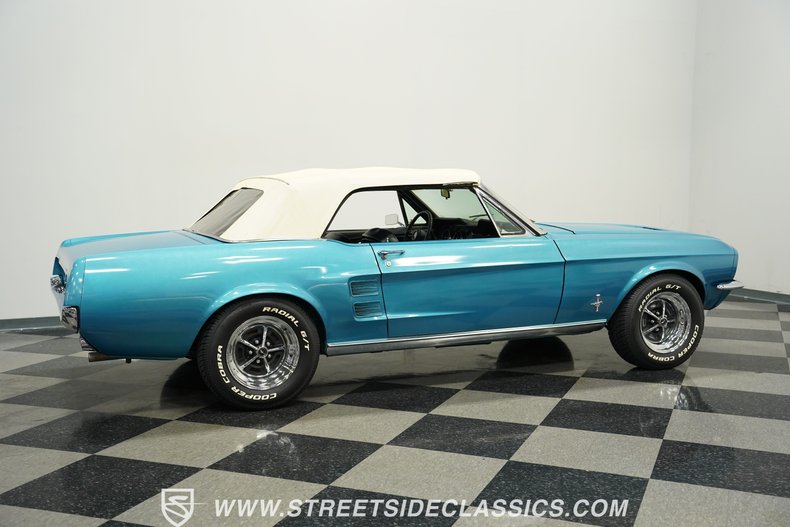 Ford-Mustang-1967-Blue-Metallic-Black-14