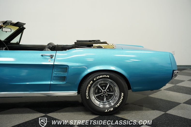 Ford-Mustang-1967-Blue-Metallic-Black-23
