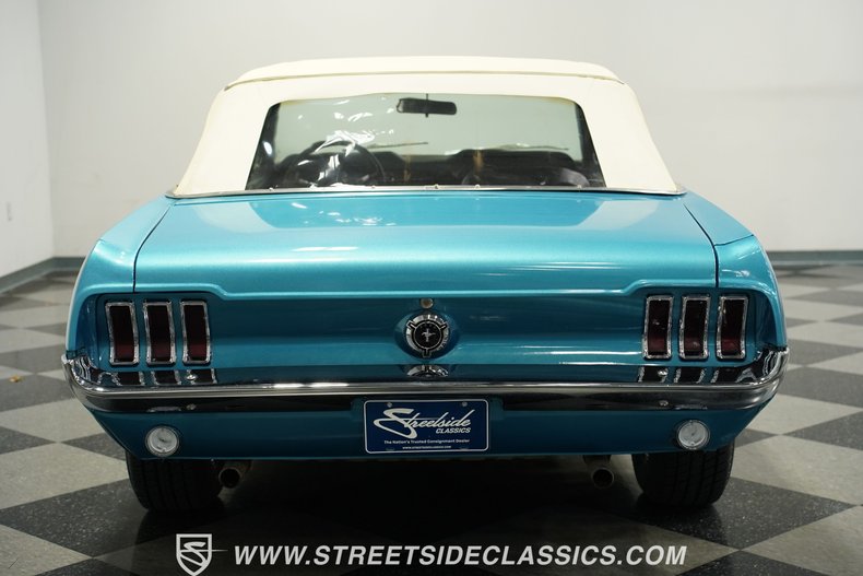 Ford-Mustang-1967-Blue-Metallic-Black-24