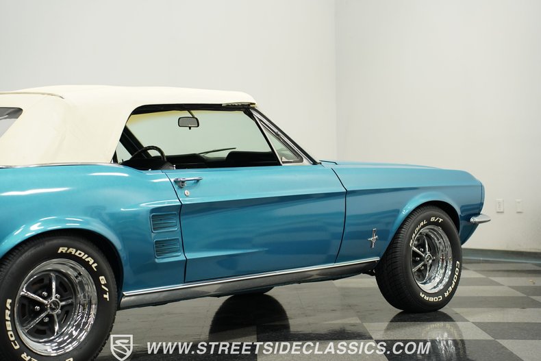 Ford-Mustang-1967-Blue-Metallic-Black-27