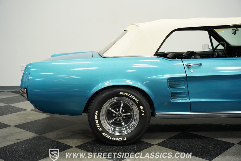 Ford-Mustang-1967-Blue-Metallic-Black-28
