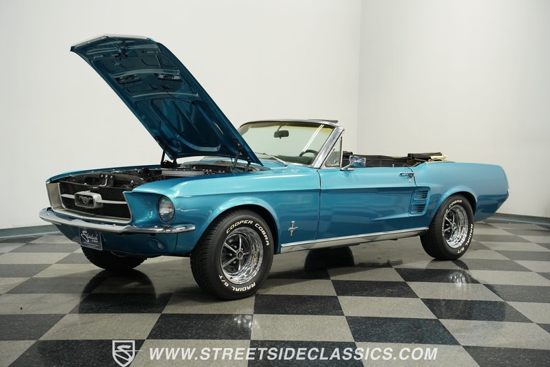 Ford-Mustang-1967-Blue-Metallic-Black-30
