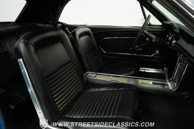 Ford-Mustang-1967-Blue-Metallic-Black-45