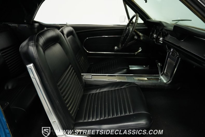 Ford-Mustang-1967-Blue-Metallic-Black-46