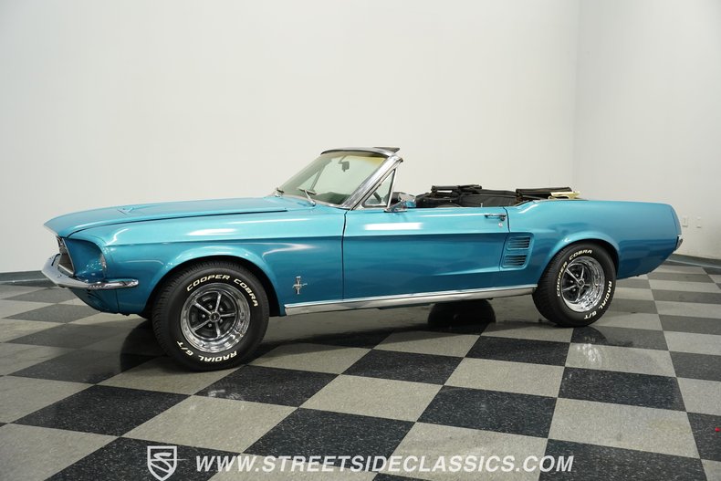 Ford-Mustang-1967-Blue-Metallic-Black-7