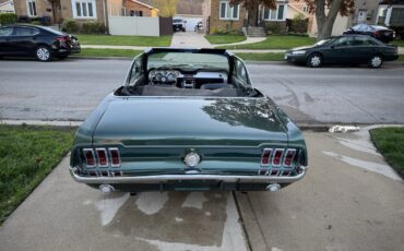 Ford-Mustang-1967-Convertible-4