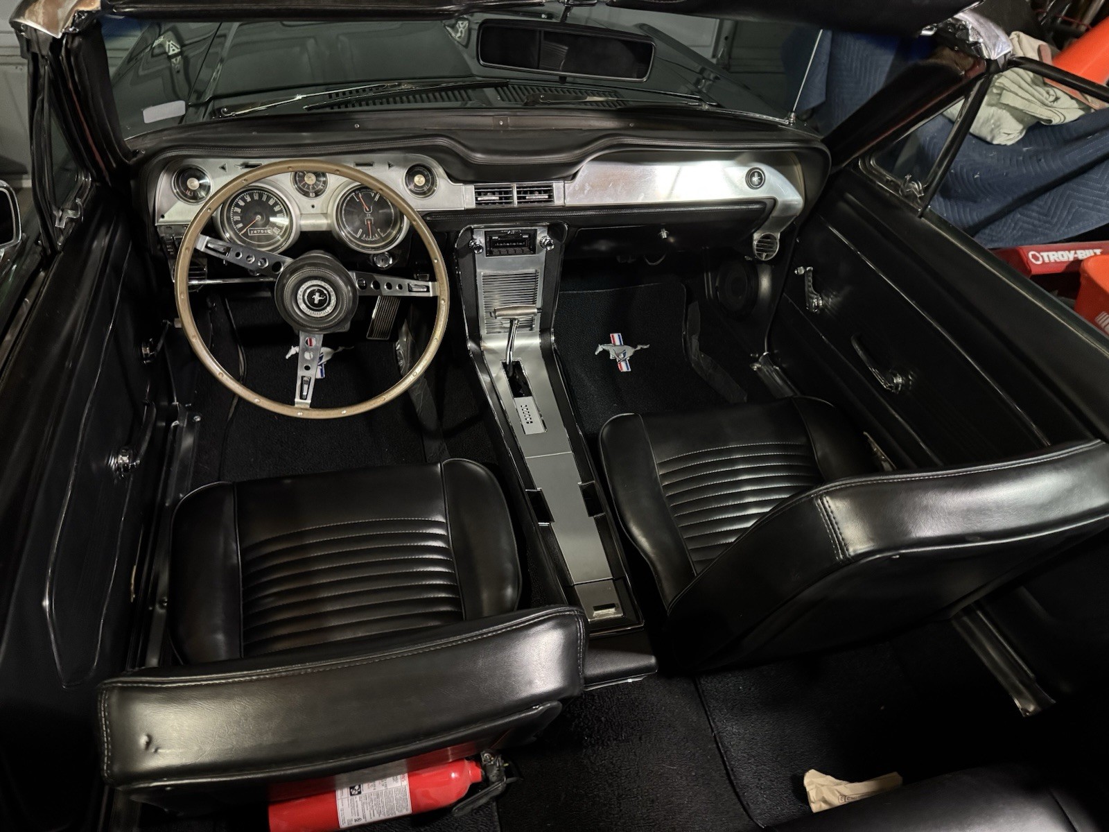Ford-Mustang-1967-Convertible-6