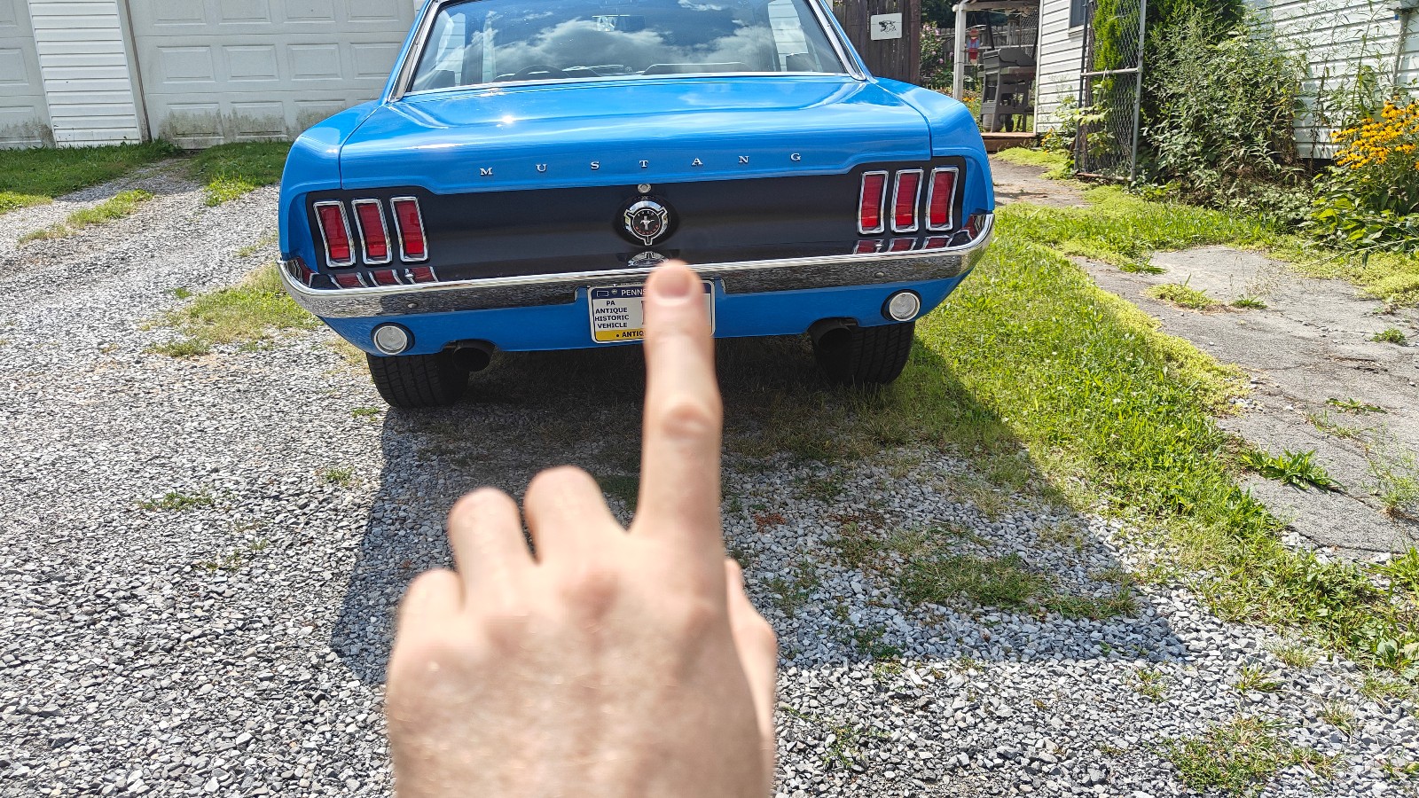 Ford-Mustang-1967-Coupe-2