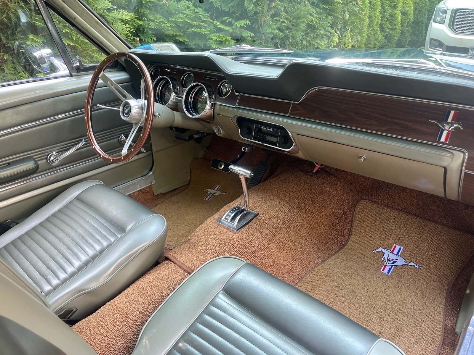 Ford-Mustang-1967-Coupe-23