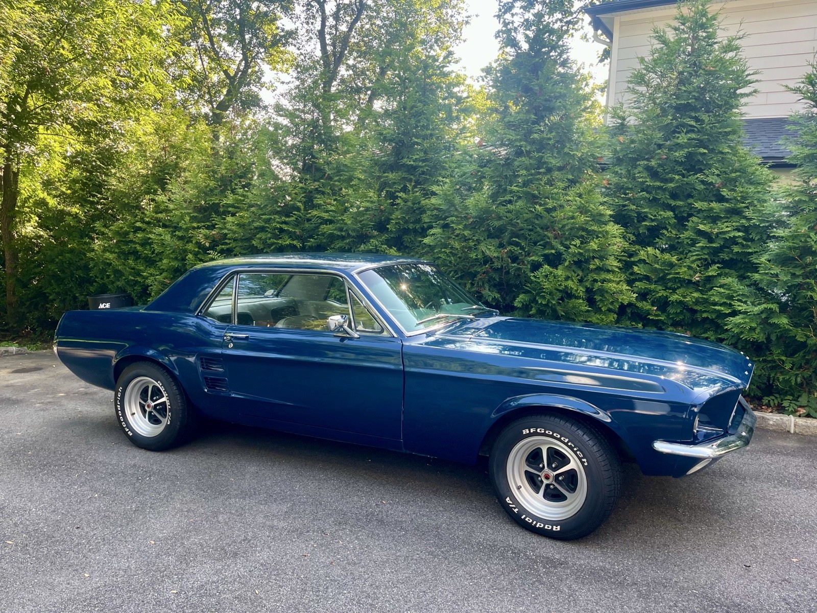 Ford-Mustang-1967-Coupe-4