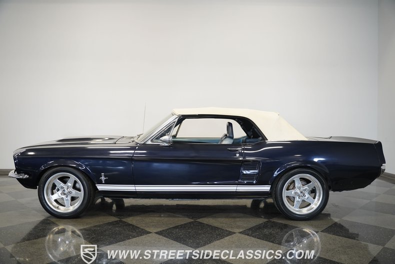 Ford-Mustang-1967-Dark-Blue-Blue-1