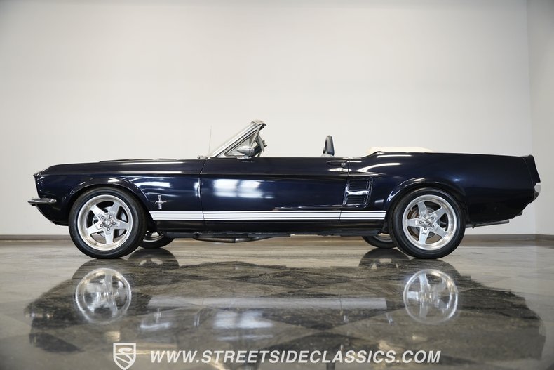 Ford-Mustang-1967-Dark-Blue-Blue-13
