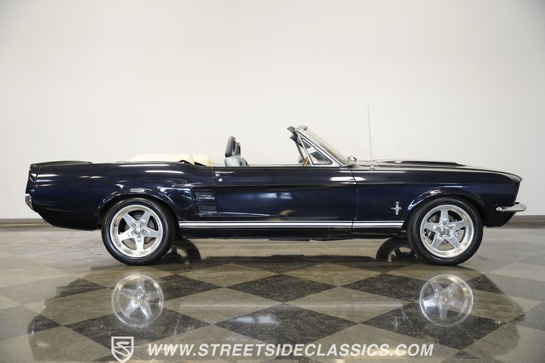 Ford-Mustang-1967-Dark-Blue-Blue-24