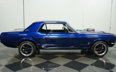 Ford-Mustang-1967-Dark-Blue-Metallic-Black-15