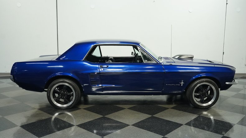Ford-Mustang-1967-Dark-Blue-Metallic-Black-15