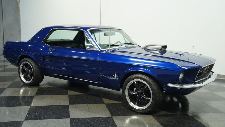 Ford-Mustang-1967-Dark-Blue-Metallic-Black-16