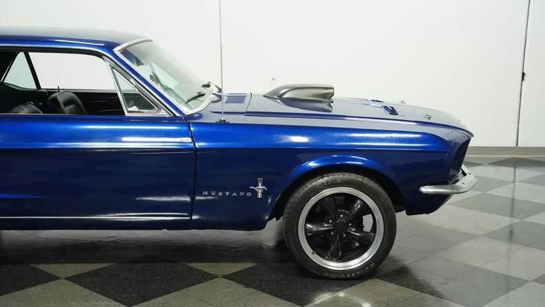 Ford-Mustang-1967-Dark-Blue-Metallic-Black-26