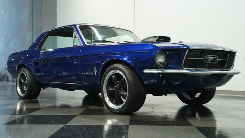 Ford-Mustang-1967-Dark-Blue-Metallic-Black-27