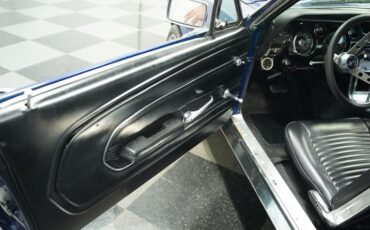 Ford-Mustang-1967-Dark-Blue-Metallic-Black-31