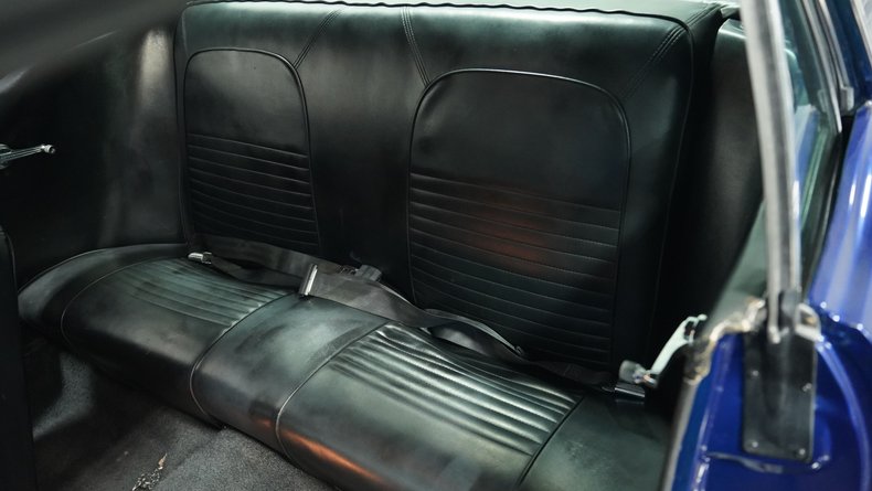 Ford-Mustang-1967-Dark-Blue-Metallic-Black-37