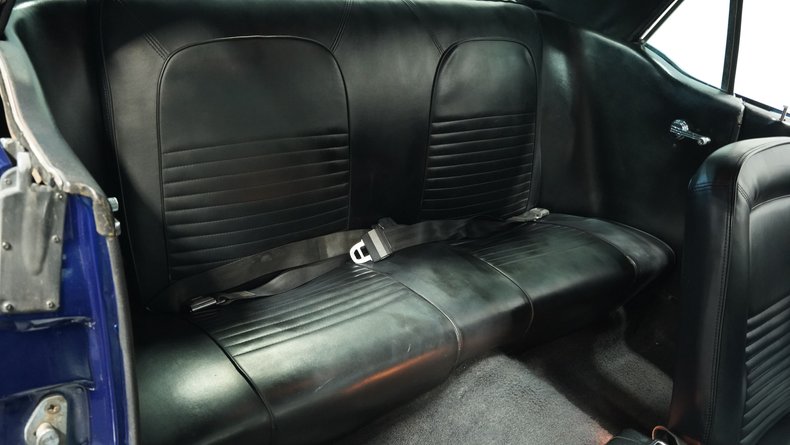 Ford-Mustang-1967-Dark-Blue-Metallic-Black-39