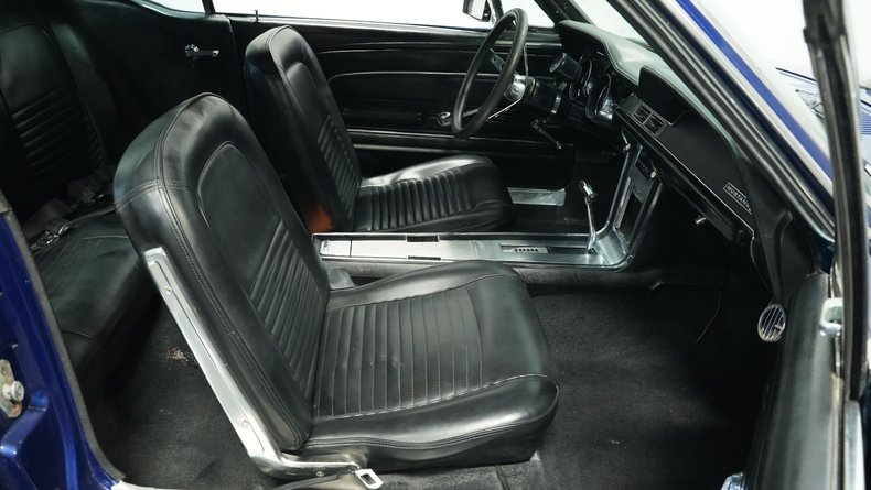 Ford-Mustang-1967-Dark-Blue-Metallic-Black-41
