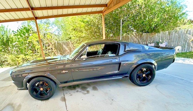 Ford-Mustang-1967-Fastback-1