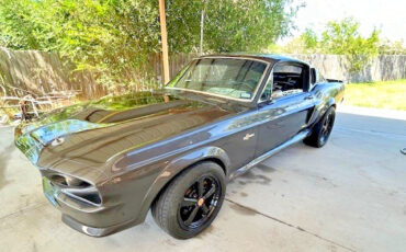 Ford-Mustang-1967-Fastback-10