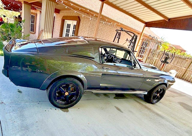 Ford-Mustang-1967-Fastback-16