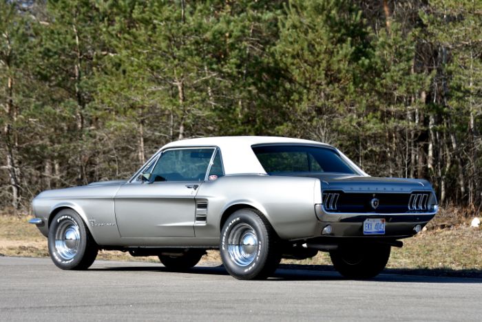 Ford-Mustang-1967-Gray-White-22