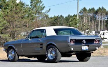 Ford-Mustang-1967-Gray-White-25