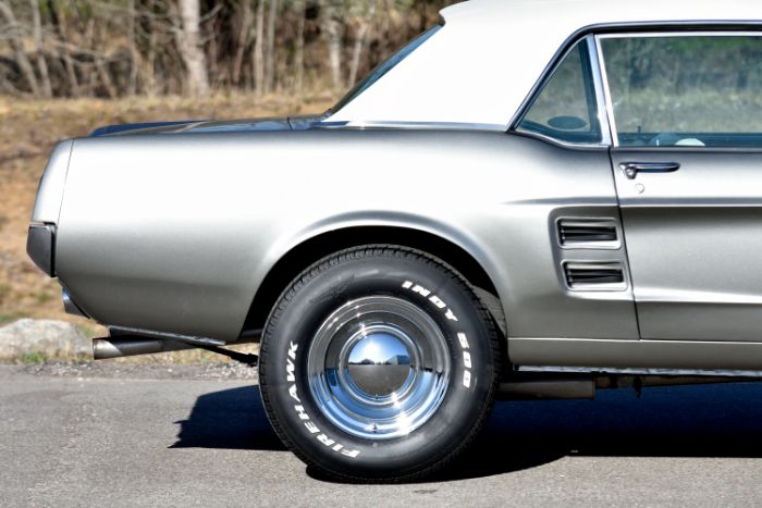 Ford-Mustang-1967-Gray-White-27