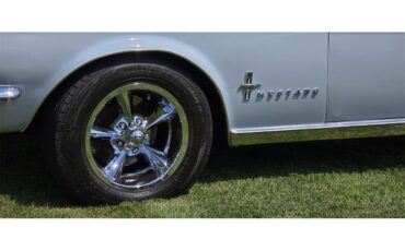 Ford-Mustang-1967-Light-Blue-Tan-17